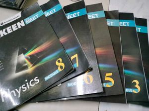 Yakeen For NEET Droppers Physics,Chemistry,Biology