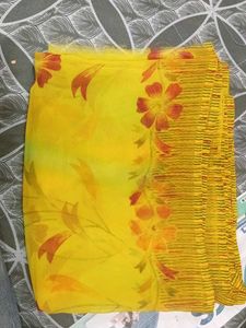 Floral Print Yellow Saree
