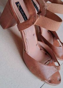 Lady Queen Brown Wedge Sandals