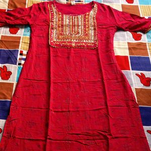 pink Embroidered Kurta