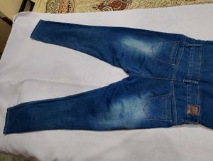 Versace Dangri For Womens 15-21 Age