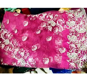 Elegant Pink Embroidered sar