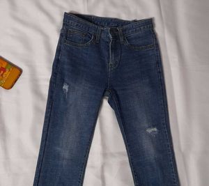 Blue Straight Fit Jean 👖 💙
