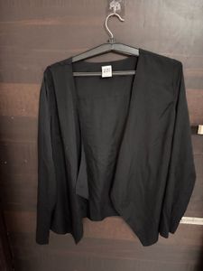 black shrug