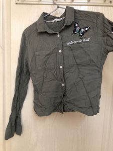 Olive H&amp;M Crop Shirt