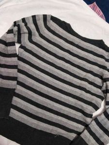 cropped vintage light sweat shirt 🖤