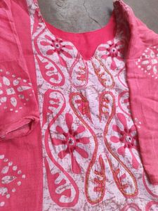 A Kurti Set With Pent