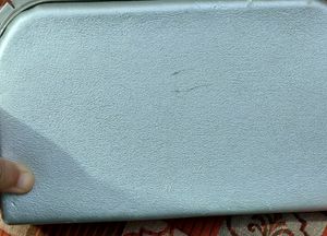 Clutch Silver Grey Clr,minor Flaws As Seen