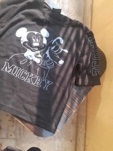 Mickey Mouse Graphic crop tee