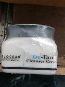 D Tan Cleanser Cream