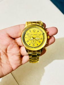 Man  Golden willande Beautiful Watch