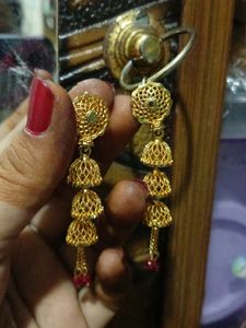 Earings