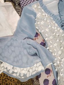 Inaya Brnd Suit So Nice But Size Problam