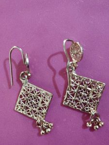 Women&#39;s Earrings