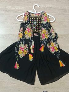 Girls Black Floral Shrug Outfit