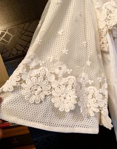 🎽CUTE EMBROIDERY TOP 3XL👌🏻LIKE NEW❗