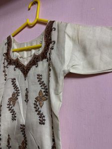 Womens Straight Kurta With Pajama Set