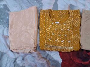 Stylish Look Women Suit