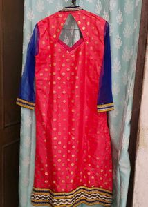 Bright Pink &amp; Blue Embellished Kurti