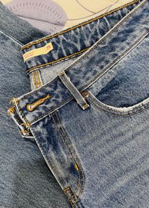 Levi’s Wide-Leg Jeans