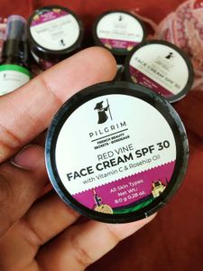 Pilgrim Skincare Set