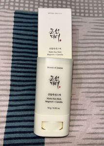 Korean Matte Sun Stick Mugwort + Camelia With SPF