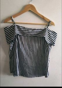 Combo Branded Tops