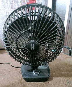Gyro Mini Desk Fan