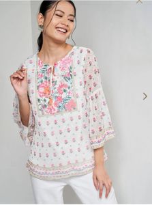 Floral Print Tunic Top with Tassels