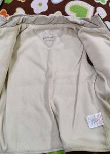 Sleeveless Padded Jacket