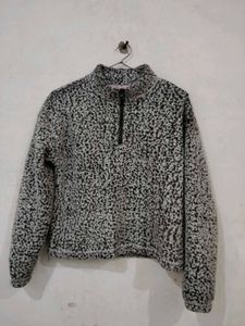 Cozy Black & White Pullover