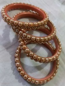 Golden Bangles 4 With 2 Bngle Free 6 Bangle