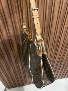 Authentic Louis Vuitton Monogram Tote Bag