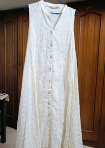 Beautiful White Kurta With Overcoat