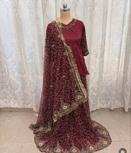 zardozi work lehenga