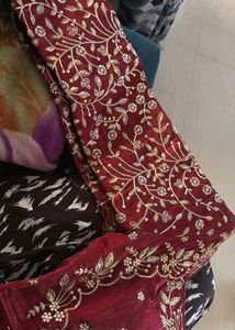 Maroon Embroidered saare with ready blouse