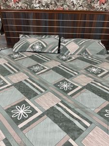 Floral Pattern double bed bedsheet