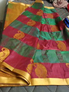 Saree Without Blouse