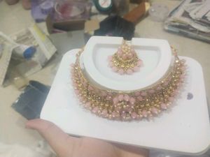 Pink Colour Choker