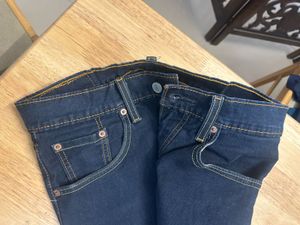 Levi&#39;s Dark Wash Jeans