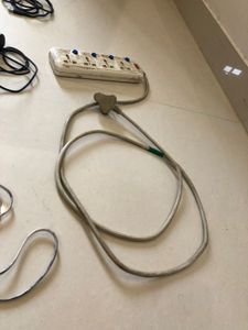 DISCARDED  - wires , keyboard , mosquito bat