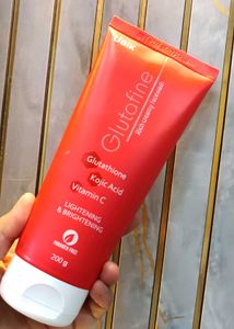 Glutafine Rich Creamy Facewash