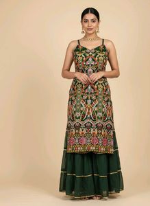 Elegant Green Embroidered Kurta Set