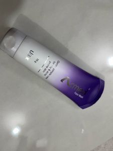 Combo Of Face Wash And Cream