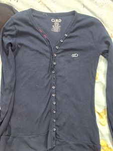 2 Tshirt L Size Casual Wear