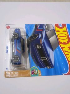 Hot Wheels BMW 2002 - Blue