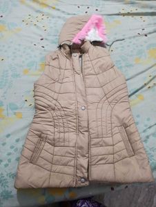 Sleeveless Jacket with Cap