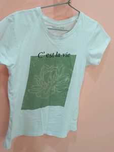 C&#39;est La Vie White Graphic Tee