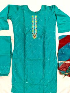 Maslin Kurta Set