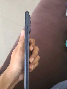 Motorola G-84, 5g 124gb not working mobile